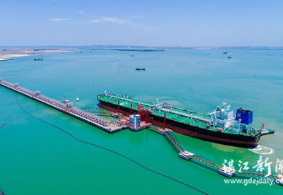 中国石化中科炼化港口成功接卸原油
