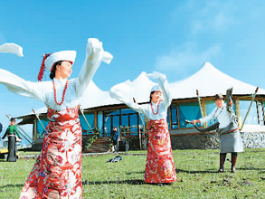 旅游扶贫叩开幸福门