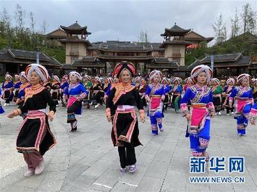 阿妹戚托：大山里的“非遗”助搬迁群众稳得住