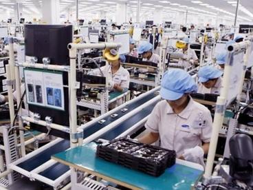 前6月越南4类商品出口突破100亿美元大关 手机及零件出口额达215亿美元