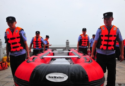 安徽巢湖：应急演练提升水上救援水平