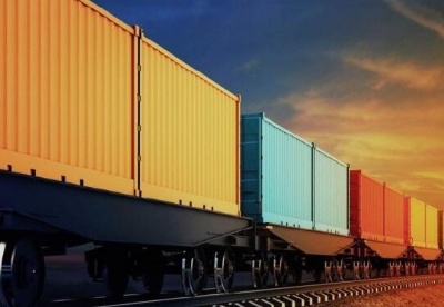今年上半年哈萨克斯坦过境铁路集装箱运量增长50%