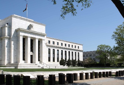 美联储拥有比控制收益率曲线更好的工具