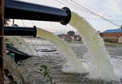 安徽巢湖：排涝跑出“加速度”