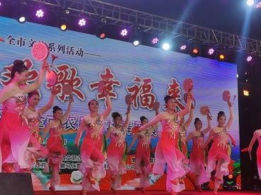 “夏之风”芜湖市农民广场舞展演活动燃情上演