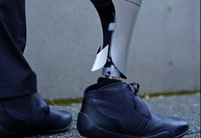 日企将发售机器人假腿 未来要在中国量产