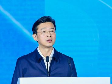 邵革军：做好山水文章 加快建设休闲度假一线城市
