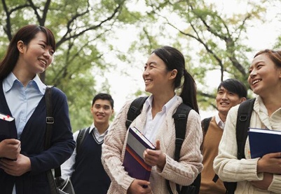 印专家称赞中国高等教育取得的巨大成就