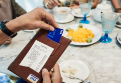 商业信用卡带动柬埔寨数字支付的发展