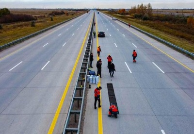 哈萨克斯坦首次出现“音乐公路”