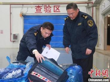 昆明开启出口便利化新模式 完成采购贸易方式试点“首单”