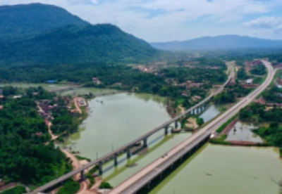 老挝民众热盼首条老中合作高速公路早日通车
