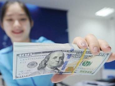 前10个月胡志明市侨汇收入达47亿美元