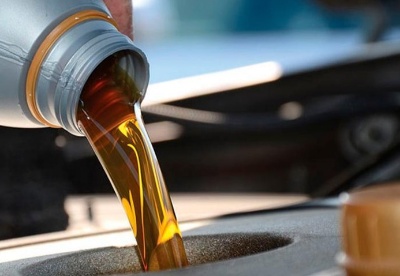 哈萨克斯坦将限制进口浅色石油产品