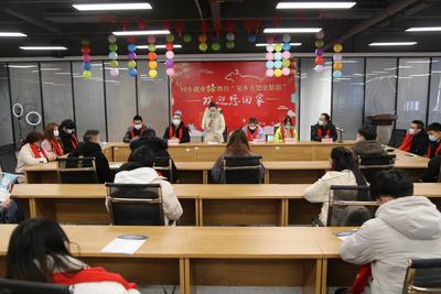安徽泗县：云端上的对接会