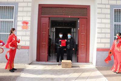 安徽淮北：锣鼓送喜进家门 文明新风吹入村