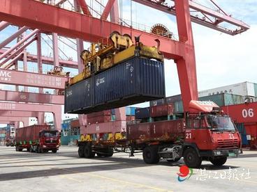 全力稳住经济基本盘 外贸进出口增速全省第3