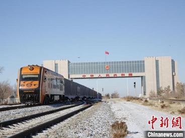 中蒙最大陆路口岸7年接运中欧班列破6000列