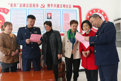 安徽固镇市场监管局：开展普法宣传进社区活动