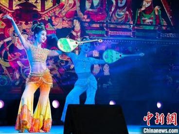 首届知识“一带一路”论坛举行 敦煌提出做好“三件事”