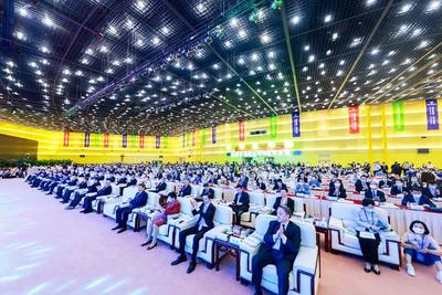 第五届全球跨境电商大会在郑州举办 签约项目50个 签约额186亿元