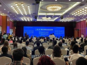 专场招聘会给“一带一路”国家在华留学生在青岛发展提供平台