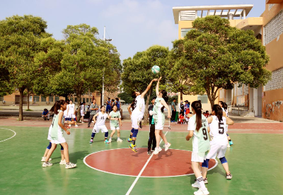 安徽泗县2021年“体彩杯”中学生篮球赛热力开赛