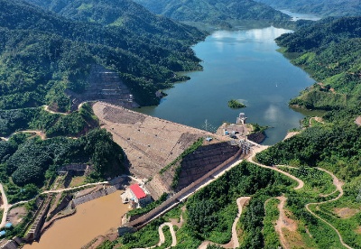 中国电建投资建设的老挝南欧江七级水电站机组并网发电