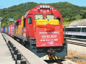首趟中非铁海联运班列从株洲开出