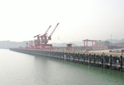 长江上游首个万吨级码头即将开港