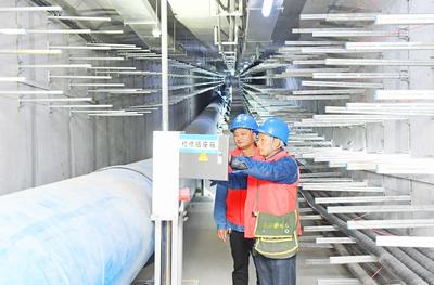 安徽天长：首条地下综合管廊竣工投运   昔日空中“蜘蛛网”全部进管廊