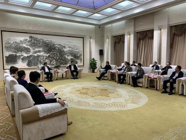 苏州中来光伏新材股份有限公司一行来芜湖考察