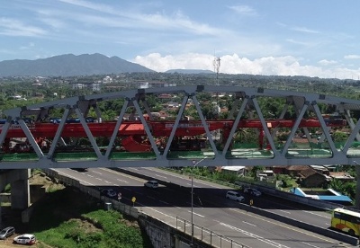 印尼雅万高铁箱梁架设顺利通过全线唯一一处钢桁梁桥