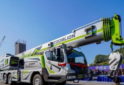 中联重科发布新能源产品和新技术 国产化碳纤维臂架泵车首亮相