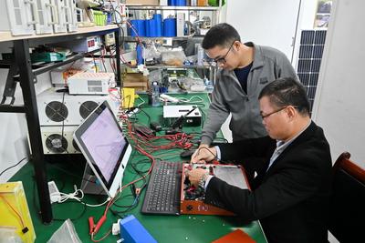 专家称中国应将电力短缺危机转变为绿色计划驱动力
