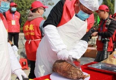 广西荔浦芋文化节再现芋王争霸 荔浦芋产值达20亿元