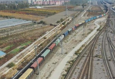 今年新疆霍尔果斯进出境中欧班列突破6000列