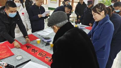 合肥蜀山区：写春联  送福气  合作社社员喜提“年终奖”  