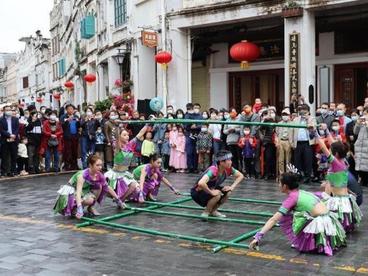 海南：特色“旅游+”产品搅热旅游市场 春节假期揽金75.3亿元