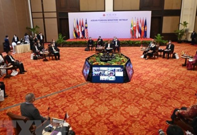 越南建议巩固一个韧性的东盟共同体