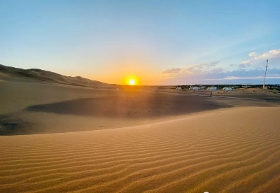库木塔格沙漠，你好！！！ 
