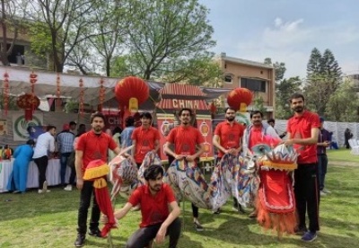 伊斯兰堡孔子学院举办中国文化开放日活动