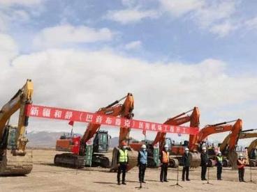 新疆巴音布鲁克机场开工建设