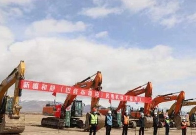 新疆巴音布鲁克机场开工建设