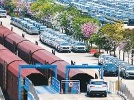中国外贸 韧性十足