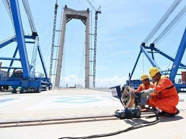 深中通道中山大桥合龙 “黄金内湾”打造加速