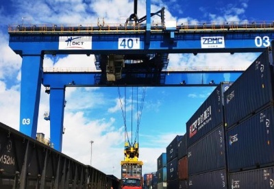 辽宁港口集团开通欧洲经大连口岸至日本集装箱过境中转线路