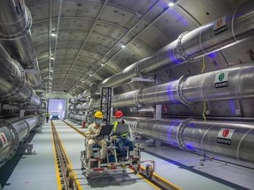 穿越长江的超大管廊累计输送电量突破600亿千瓦时