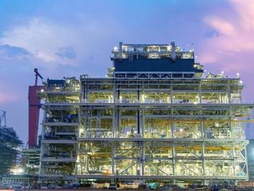 全球首例一体化建造LNG模块化工厂实现全部封顶