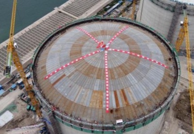 天津LNG二期6座22万方储罐全部完成升顶作业